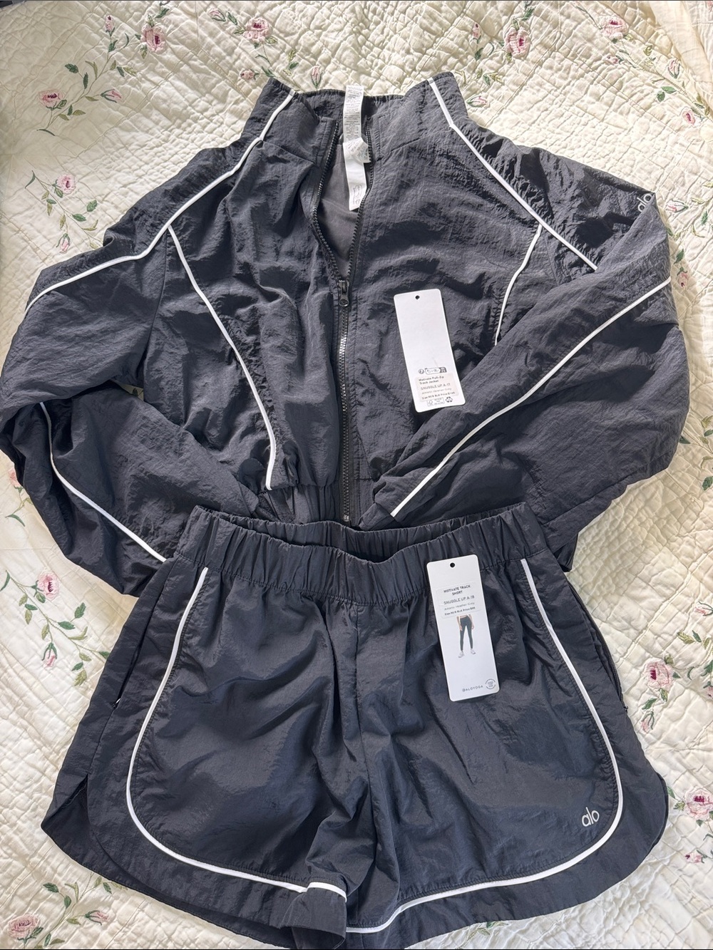 ALO Yoga women’s Black Windbreaker Jacket and Shorts Set with White Piping